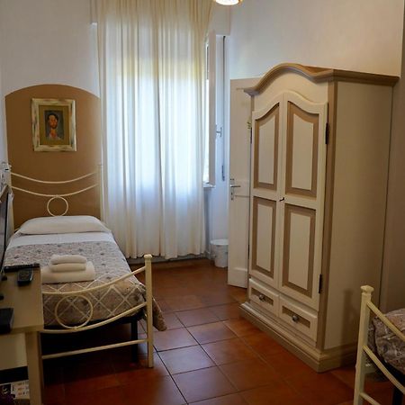 B&B Il Piccolo Paradiso Montenero  Exteriör bild