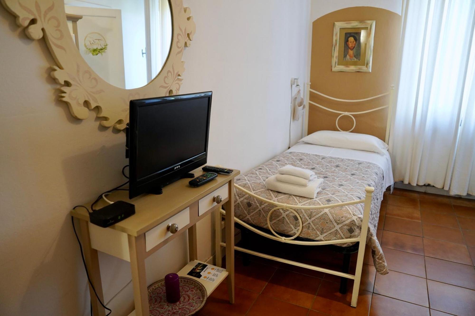 B&B Il Piccolo Paradiso Montenero  Exteriör bild